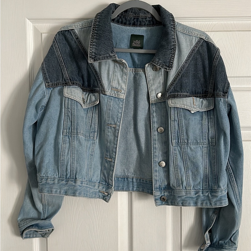 cute denim jacket 🩵